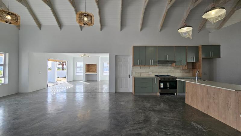 3 Bedroom Property for Sale in Lampiesbaai Western Cape